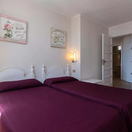 Parque Santiago Ii * Playa de las Américas