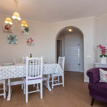 Parque Santiago Ii * Playa de las Américas